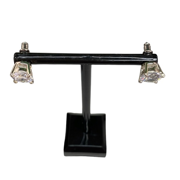 Classic Sparkly Rhinestone Large Stud Earrings - Picture 9 of 16